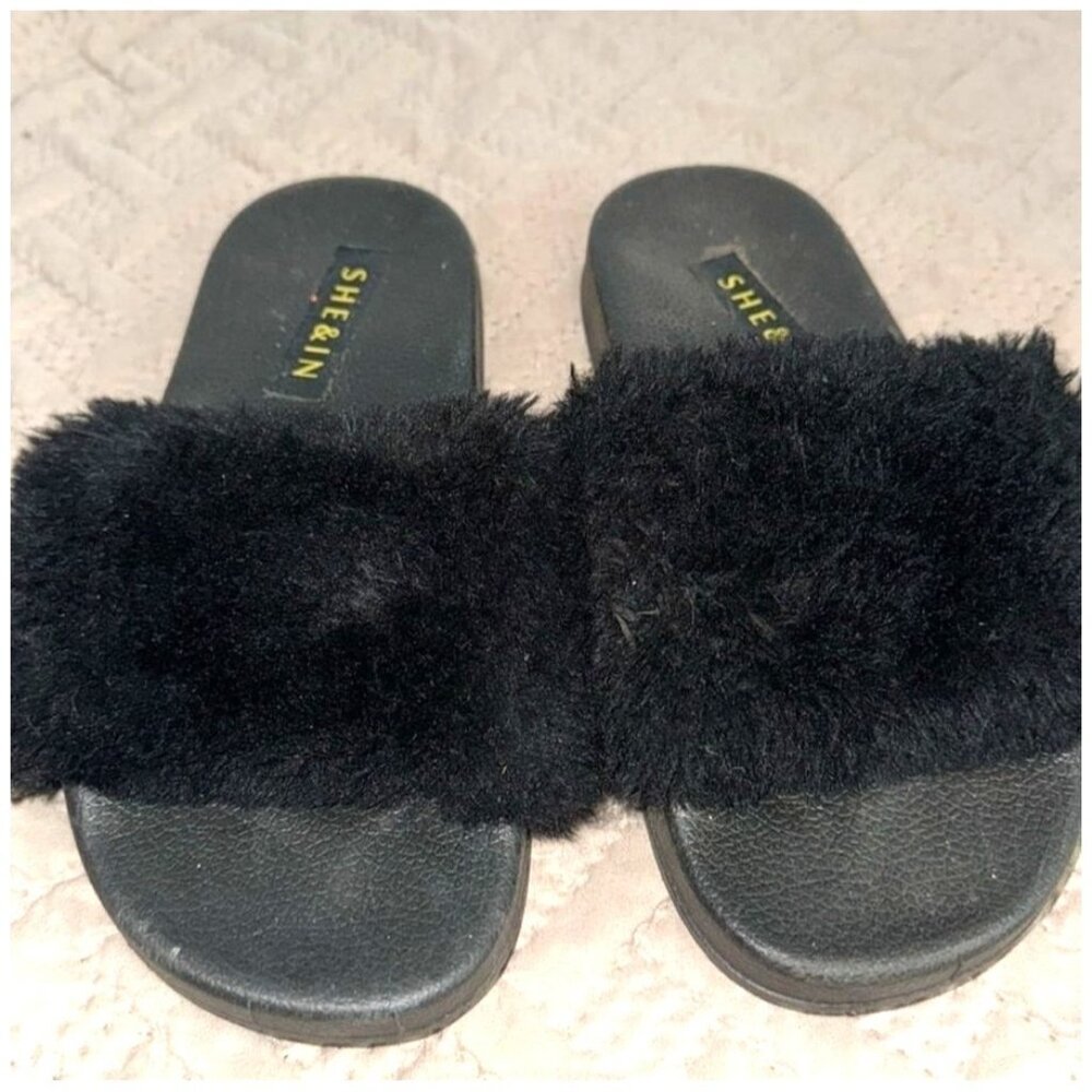 Shein Black Faux Fur Slides Womens Size 39 Casual Slip-On Sandals